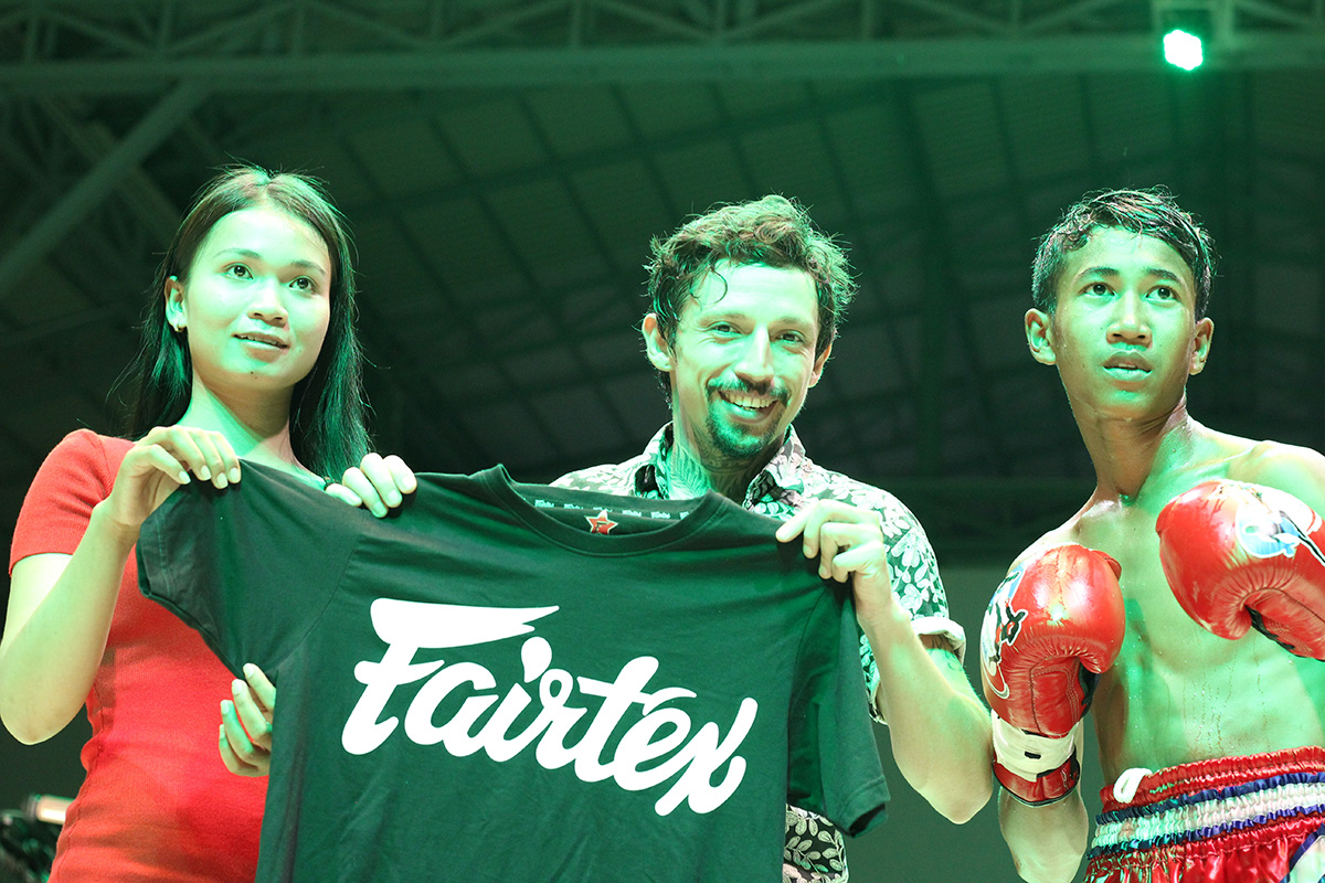 Ph. Monica Costa, Ek Phnom Arena, Battambang Ph. Monica Costa, Ek Phnom Arena, Battambang