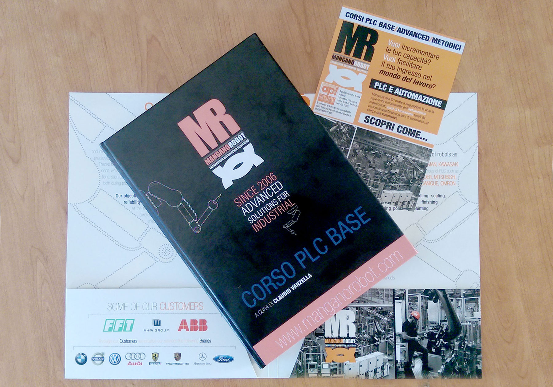 layout-for-technical-manual-folder-flyers-brochure.bak